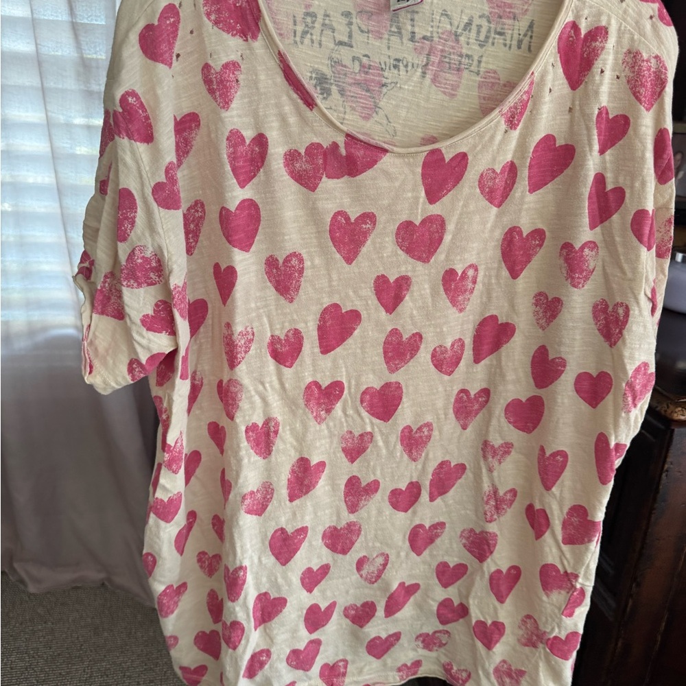 Magnolia Pearl Pink Heart Tee